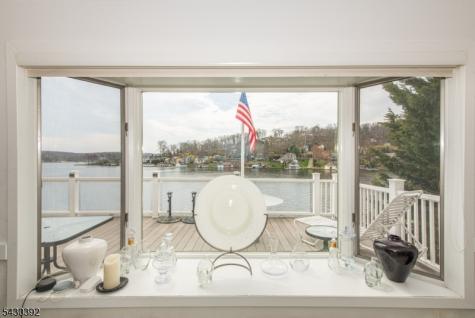 62 Ithanell Road Hopatcong NJ 07843
