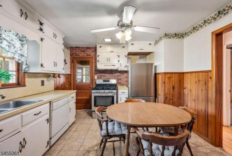 115 Riverwood Avenue Bedminster NJ 07921