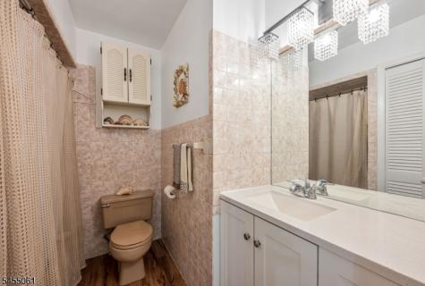 115 Riverwood Avenue Bedminster NJ 07921