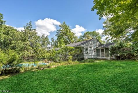 115 Riverwood Avenue Bedminster NJ 07921