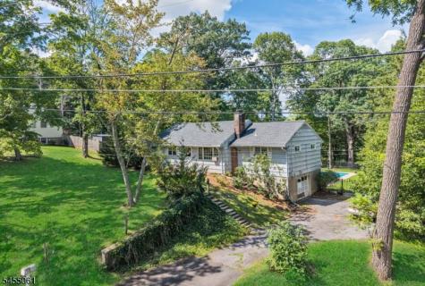 115 Riverwood Avenue Bedminster NJ 07921