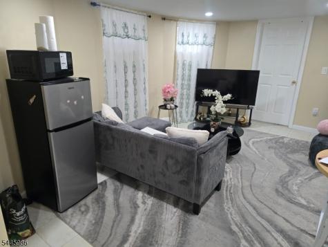 217 Rutledge Avenue East Orange NJ 07017