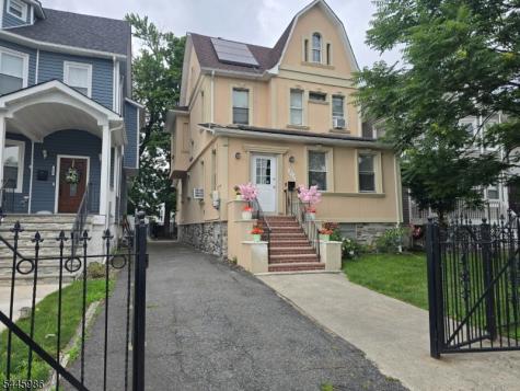 217 Rutledge Avenue East Orange NJ 07017