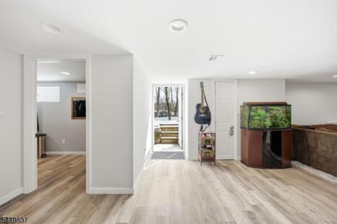 28 Raynor Road Morris NJ 07960