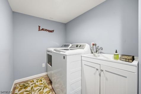 28 Raynor Road Morris NJ 07960