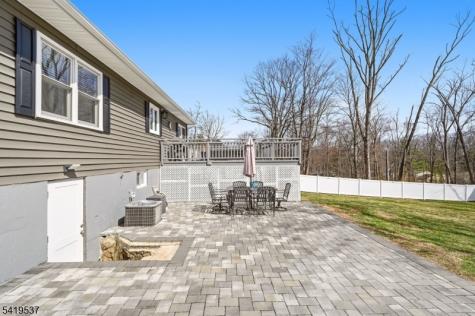28 Raynor Road Morris NJ 07960