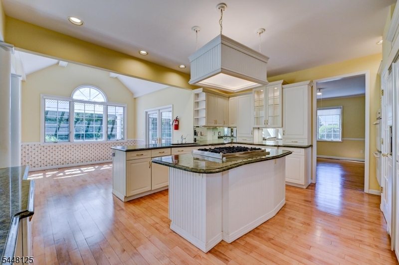 5 Meadow Court Montville NJ 07045