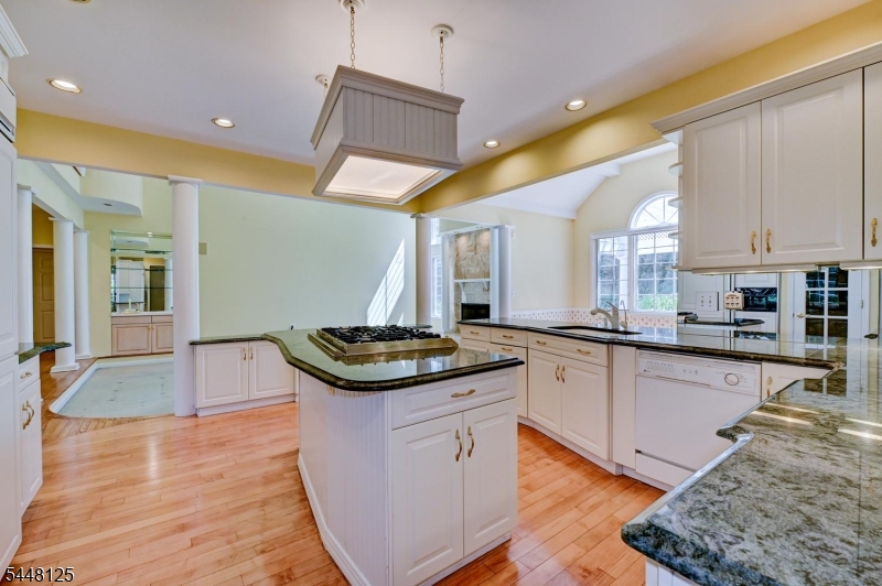 5 Meadow Court Montville NJ 07045