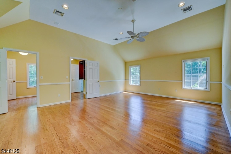 5 Meadow Court Montville NJ 07045