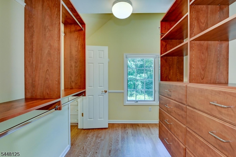 5 Meadow Court Montville NJ 07045
