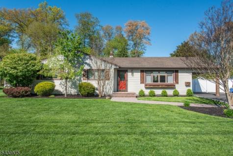 18 Evergreen Drive Lincoln Park NJ 07035