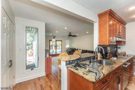 18 Evergreen Drive Lincoln Park NJ 07035