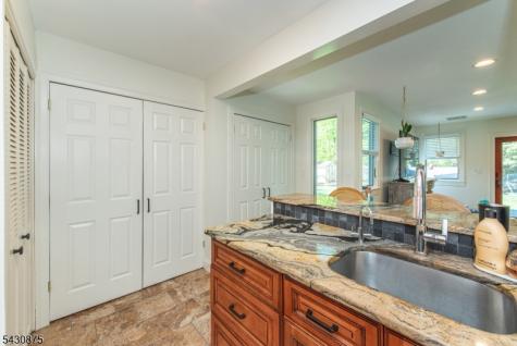 18 Evergreen Drive Lincoln Park NJ 07035