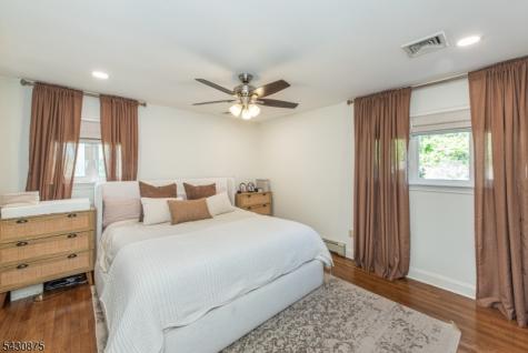 18 Evergreen Drive Lincoln Park NJ 07035