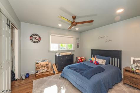 18 Evergreen Drive Lincoln Park NJ 07035