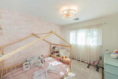 18 Evergreen Drive Lincoln Park NJ 07035