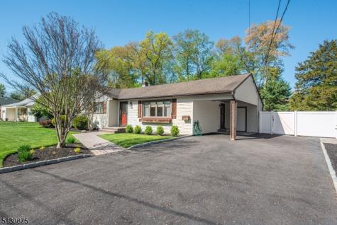 18 Evergreen Drive Lincoln Park NJ 07035