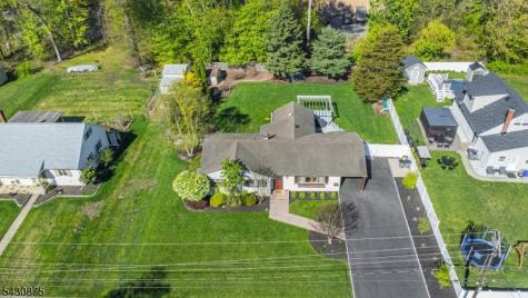 18 Evergreen Drive Lincoln Park NJ 07035
