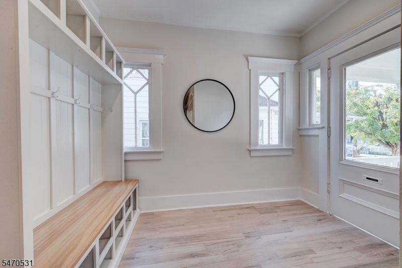 9 Hawthorne Place Montclair NJ 07042