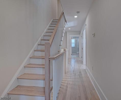 9 Hawthorne Place Montclair NJ 07042