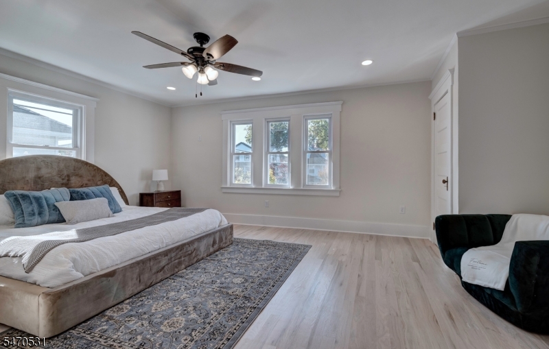 9 Hawthorne Place Montclair NJ 07042