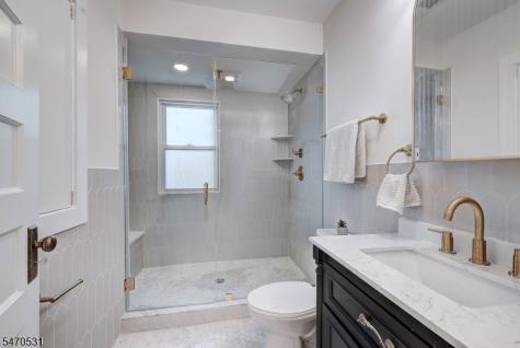 9 Hawthorne Place Montclair NJ 07042