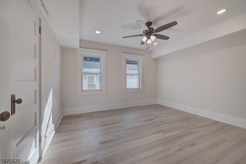 9 Hawthorne Place Montclair NJ 07042