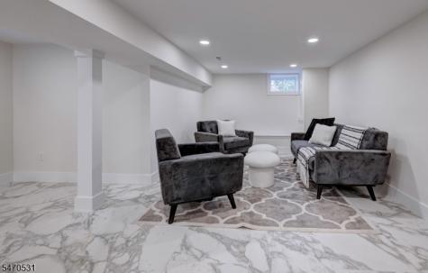 9 Hawthorne Place Montclair NJ 07042
