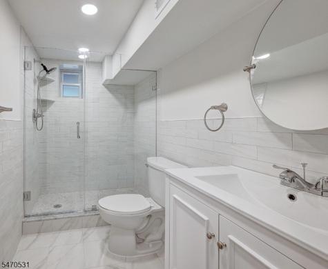 9 Hawthorne Place Montclair NJ 07042