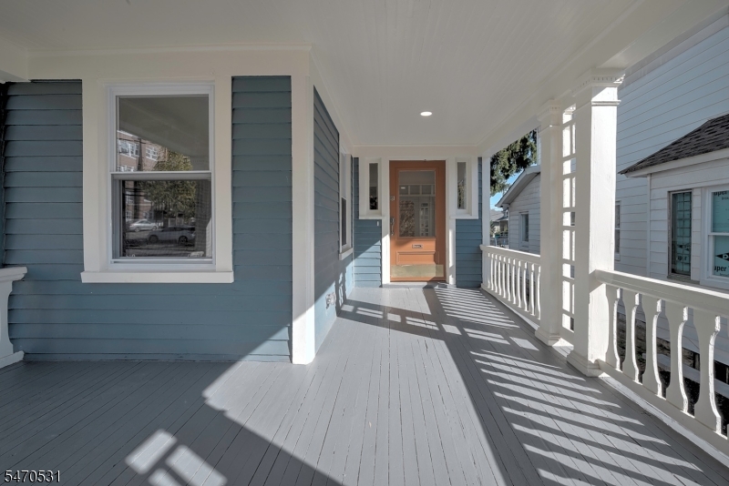 9 Hawthorne Place Montclair NJ 07042