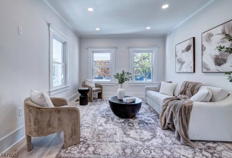 9 Hawthorne Place Montclair NJ 07042