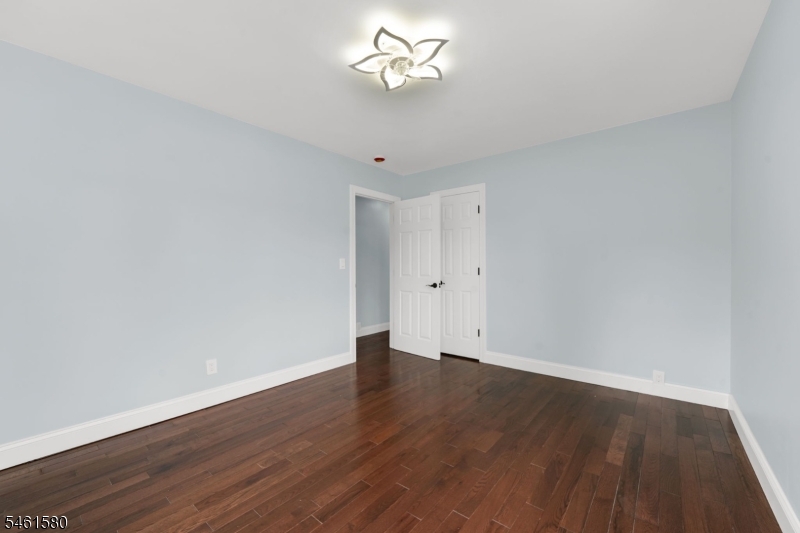 362 E Clay Avenue Roselle Park NJ 07204