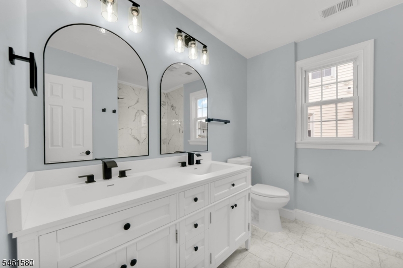 362 E Clay Avenue Roselle Park NJ 07204
