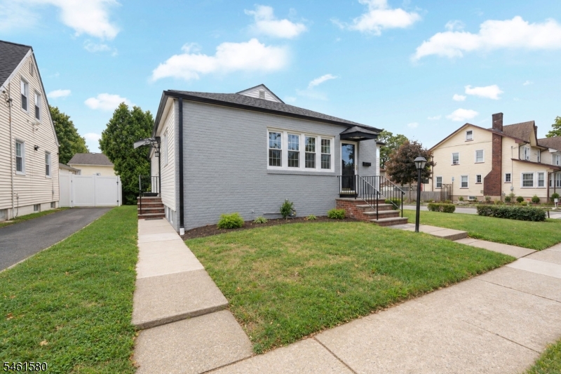 362 E Clay Avenue Roselle Park NJ 07204
