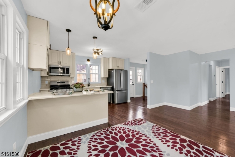 362 E Clay Avenue Roselle Park NJ 07204