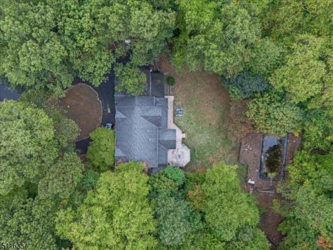 240 Ottowa Lane Franklin Lakes NJ 07417