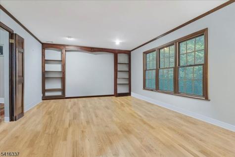 240 Ottowa Lane Franklin Lakes NJ 07417