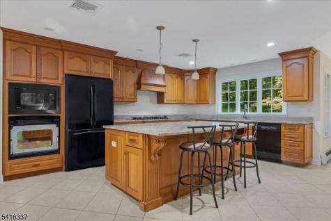 240 Ottowa Lane Franklin Lakes NJ 07417
