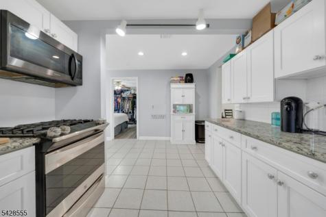31 Roome Street Lincoln Park NJ 07035