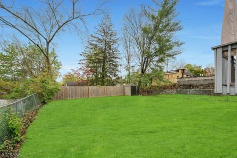 31 Roome Street Lincoln Park NJ 07035