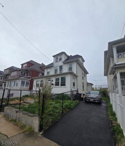 9 White Terrace Newark NJ 07108