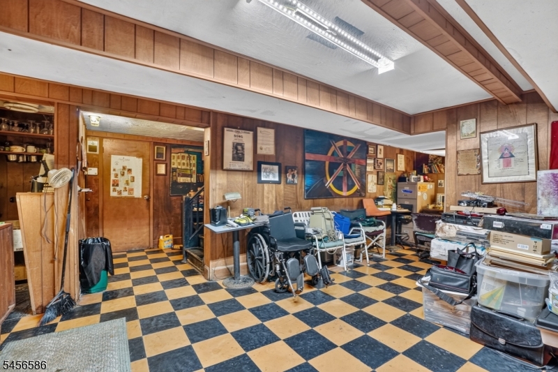 821 S 10th Street Newark NJ 07108