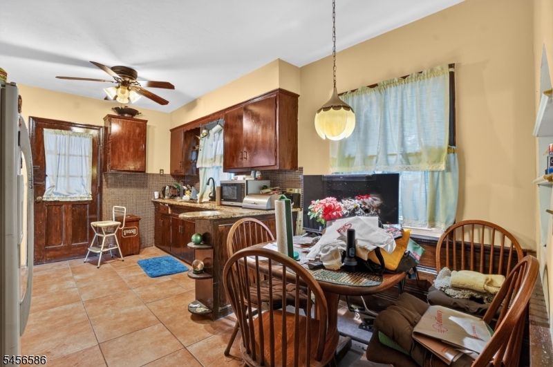 821 S 10th Street Newark NJ 07108