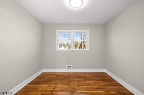 641 Ydv-ham Sq Road Hamilton NJ 08691