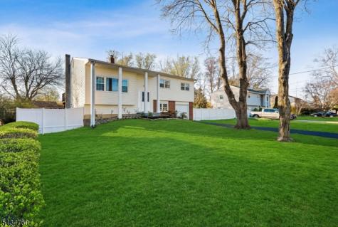641 Ydv-ham Sq Road Hamilton NJ 08691
