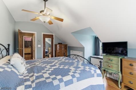 9 Albert Street Pequannock NJ 07444