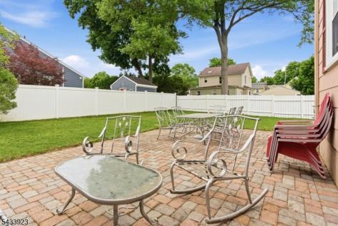 9 Albert Street Pequannock NJ 07444