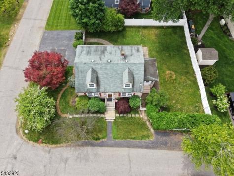 9 Albert Street Pequannock NJ 07444