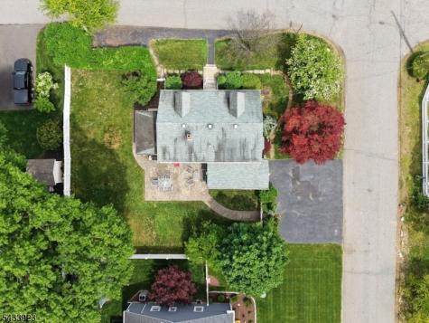 9 Albert Street Pequannock NJ 07444