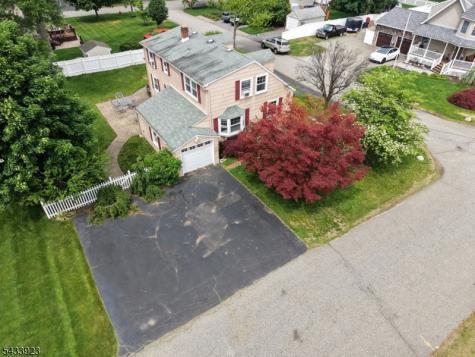 9 Albert Street Pequannock NJ 07444